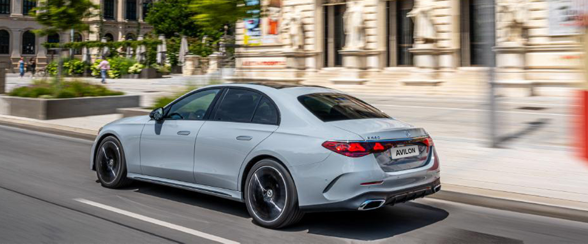 Mercedes-Benz E-Class седан