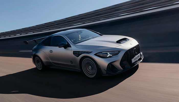 Mercedes-Benz представил вторую модель из эксклюзивной линейки Mythos — суперкар AMG CLE 646 Special Edition. 