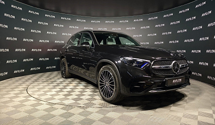 Мерседес-Бенц GLC 300 4MATIC